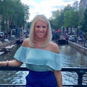 Meet your Posher, Shana